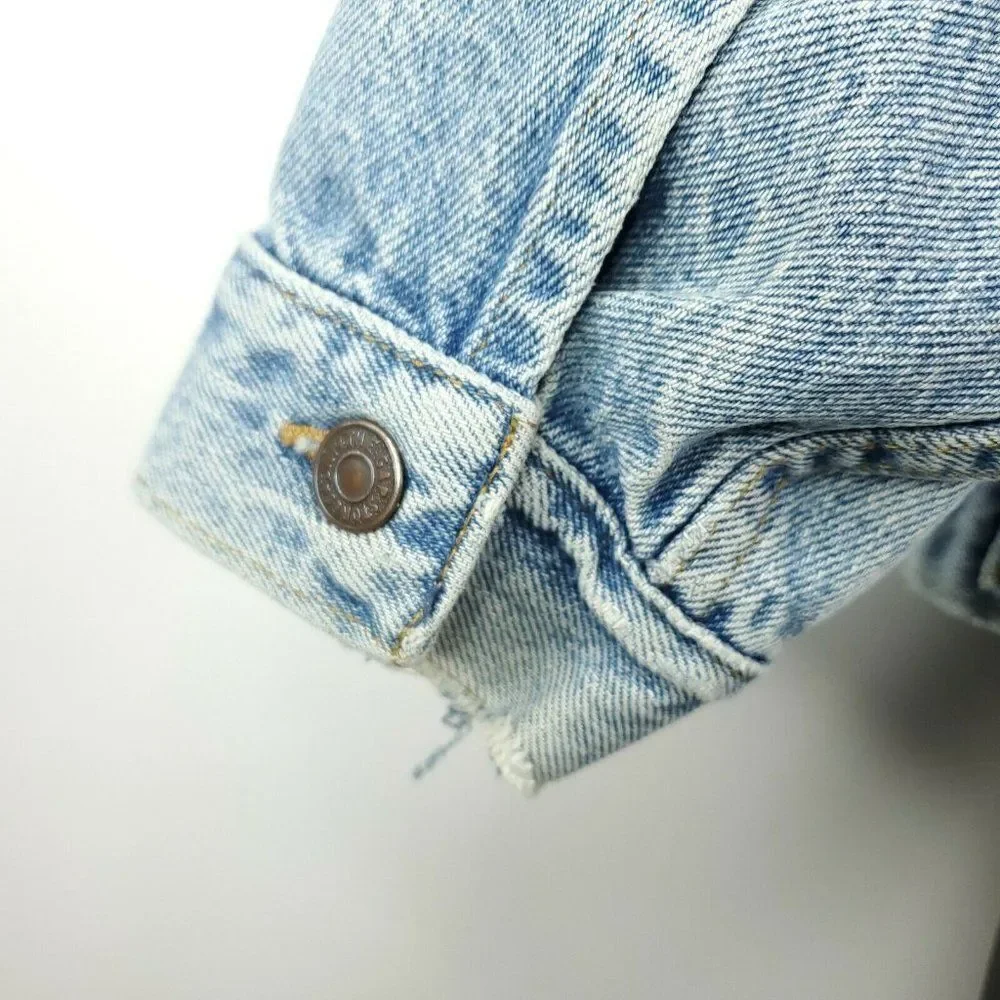 Vintage 80s Levis Trucker Denim Jean Jacket M USA
